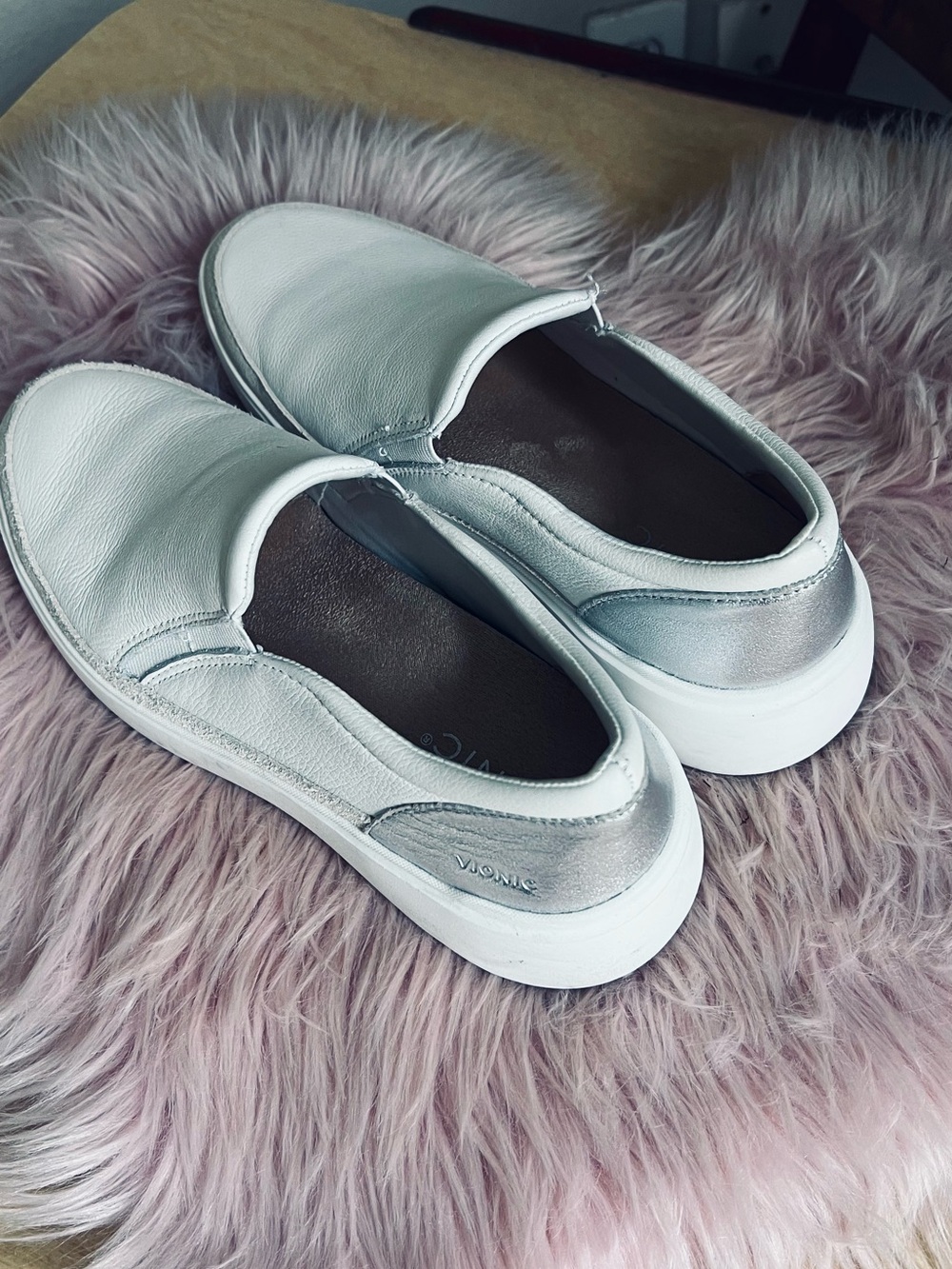 Vionic White Slip-On Mules with Silver Heel Accent